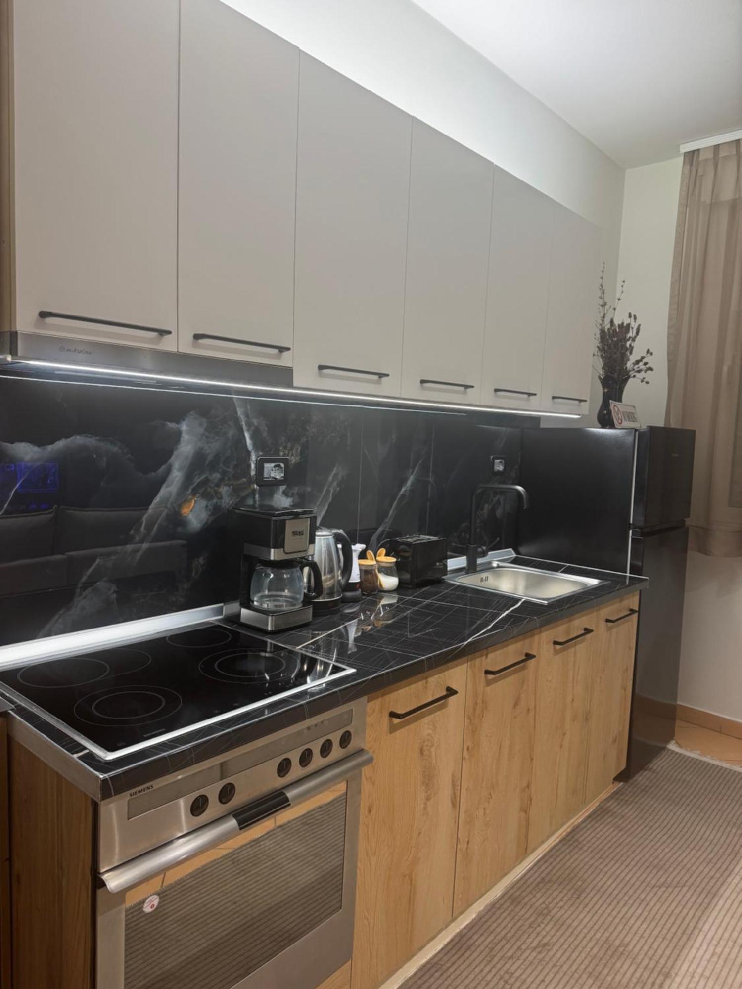 Am Apartment Tirana Extérieur photo