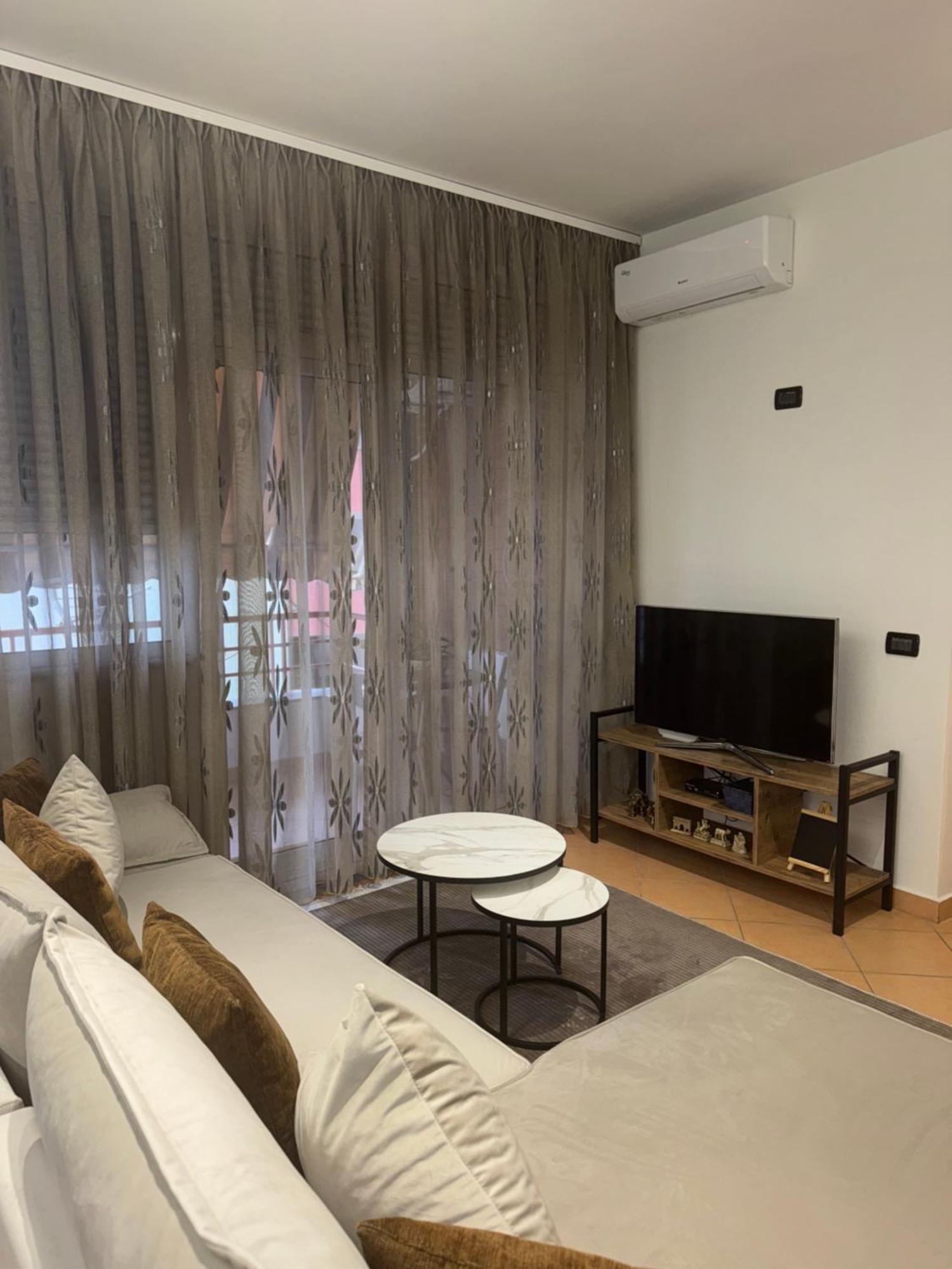 Am Apartment Tirana Extérieur photo